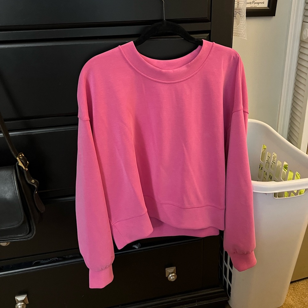 Lululemon soft stream pullover